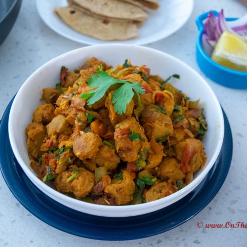 Dry Soy Chunk Curry/Meal Maker Curry -